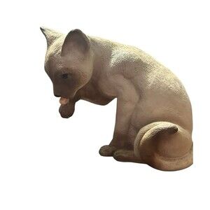VINTAGE CAT BY UNIVERSAL STATUARY CORP CHICAGO.